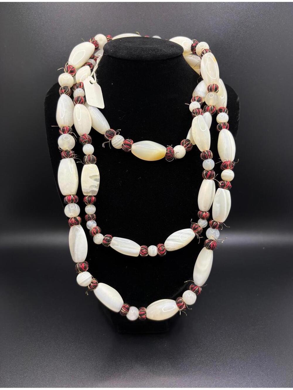 Vintage Oriental Hand Tied White Agate Trade Bead Necklace